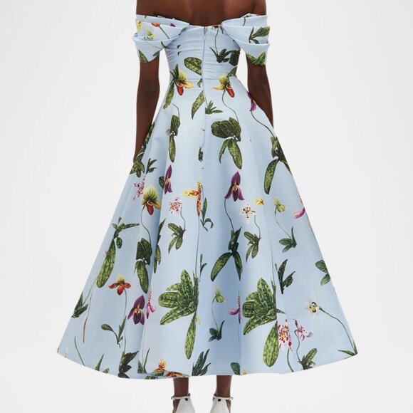 Oscar de la Renta Off-The-Shoulder Orchids Faille Gown - Picture 3 of 7
